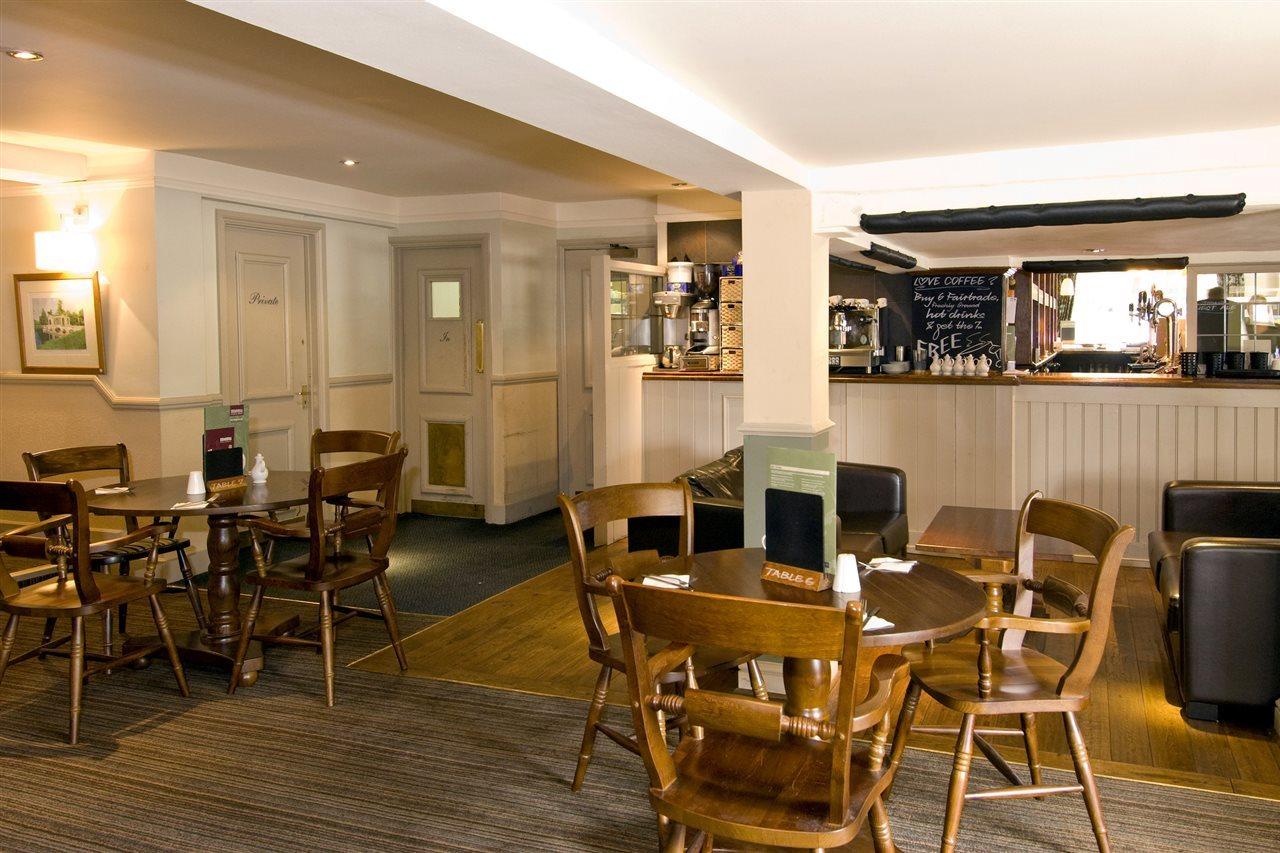 Premier Inn Aylesbury Ейлсбъри Екстериор снимка