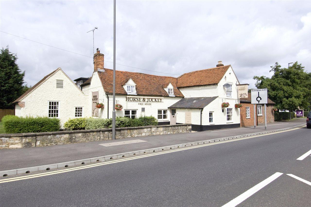 Premier Inn Aylesbury Ейлсбъри Екстериор снимка