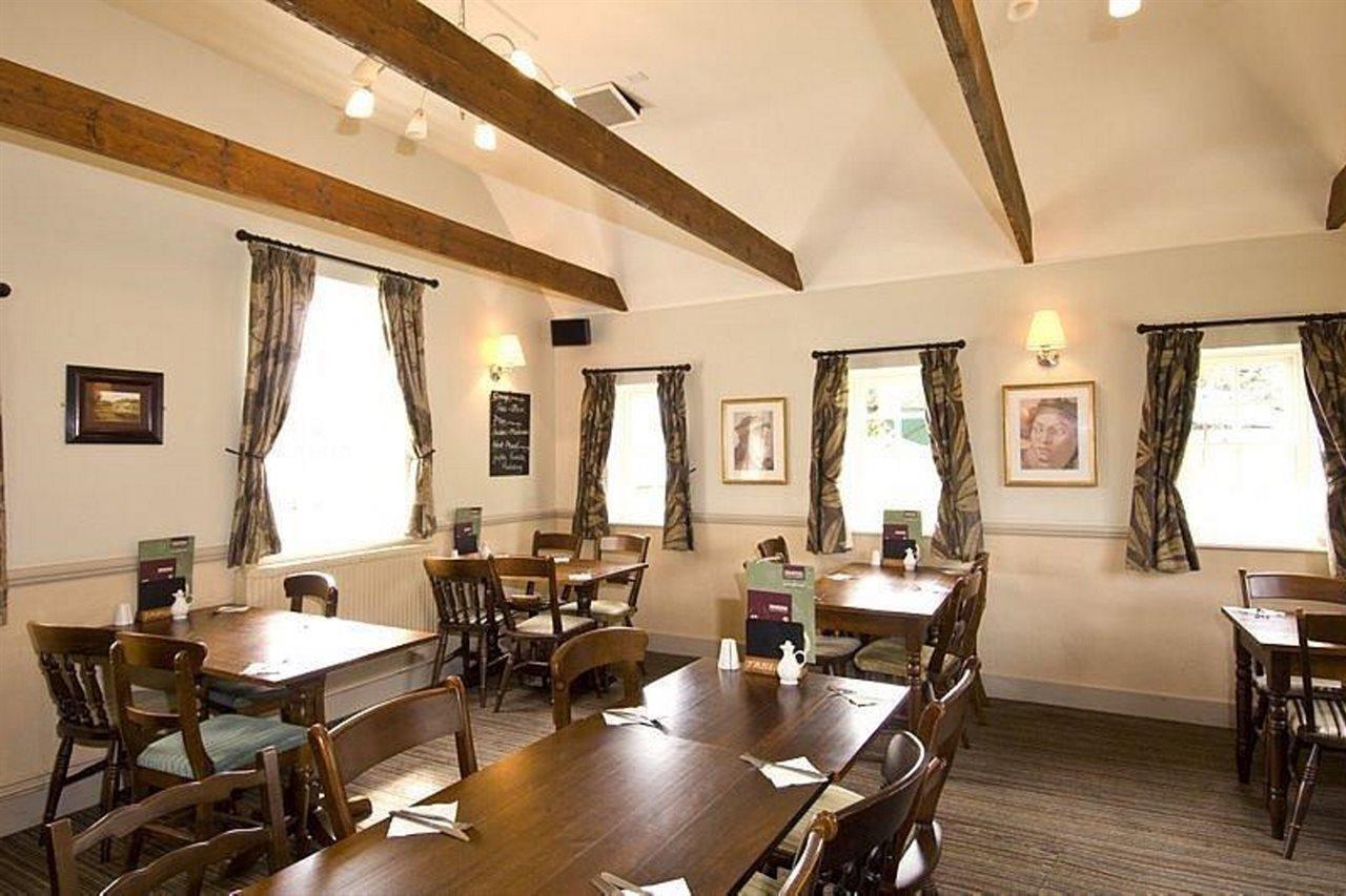 Premier Inn Aylesbury Ейлсбъри Екстериор снимка